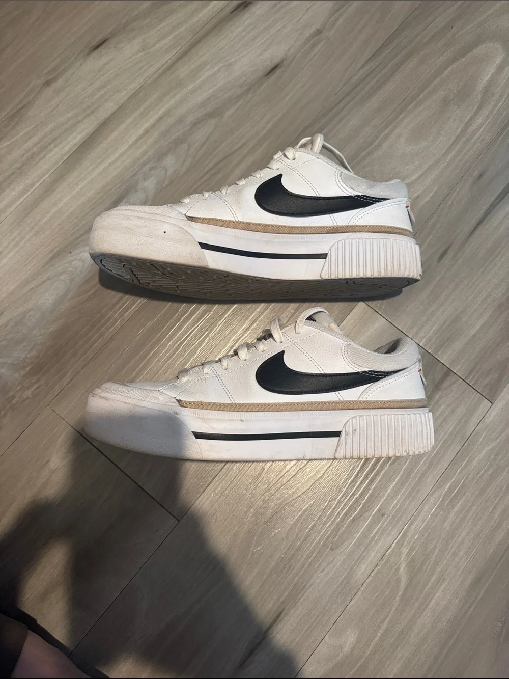 Nike Court Legacy Lift